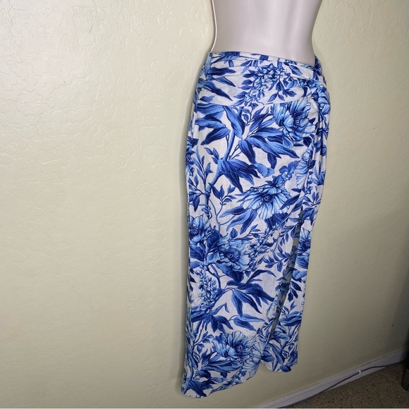 H&M Linen Blue and White Floral Midi Skirt with Slit Size 6 - Picture 9 of 16